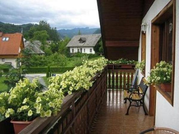 Apartmaji Sparakel Μπλεντ Εξωτερικό φωτογραφία